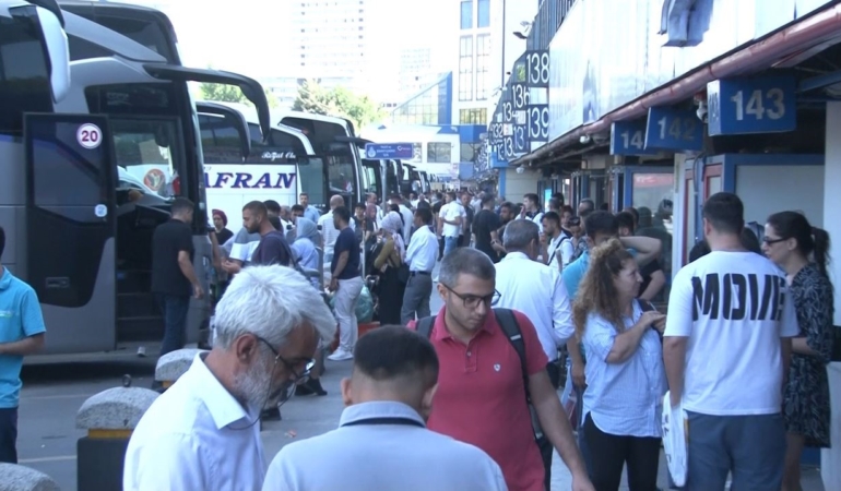 15 Temmuz Demokrasi Otogarı’nda bayram dönüşü yoğunluğu