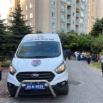 Arnavutköy’de lamba değiştirirken balkondan düşen komiser hayatını kaybetti
