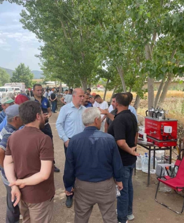 Başkan Torun kurban pazarını ziyaret etti