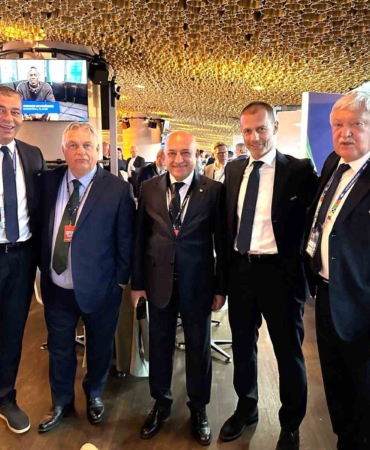 Büyükekşi, EURO 2024 açılışı öncesi FIFA ve UEFA Başkanları ile bir araya geldi