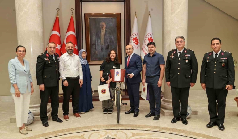 İl Jandarma Komutanı Aktemur’dan Vali Demirtaş’a ziyaret