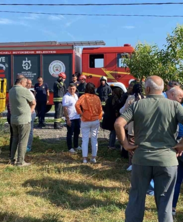 İşçi servisi ile kamyon kafa kafaya çarpıştı: 1’i ağır 27 yaralı