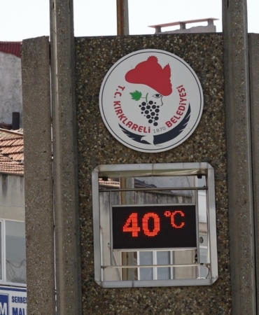 Kırklareli’nde sıcak hava etkili oluyor: Termometreler 40 dereceyi gösterdi