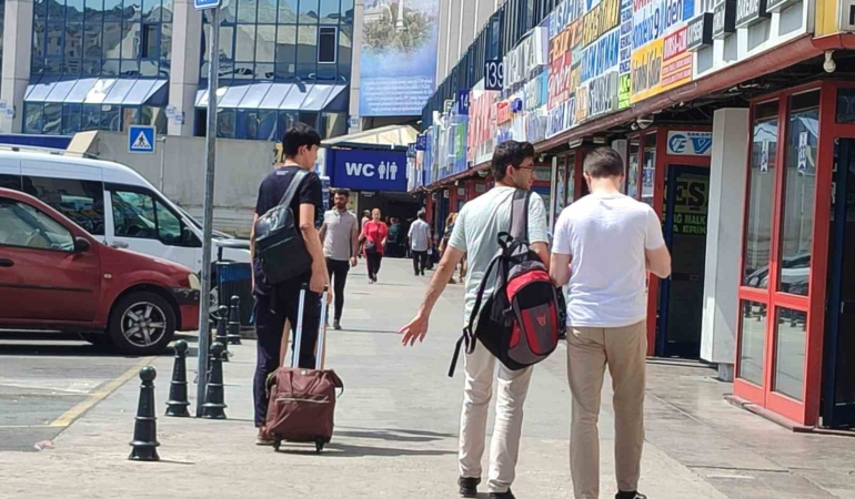 Kurban Bayramı öncesi 15 Temmuz Demokrasi Otogarı’nda biletler tükendi