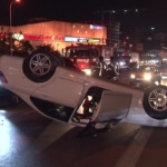 Pendik D-100 karayolunda iki araç çarpıştı: 2 yaralı