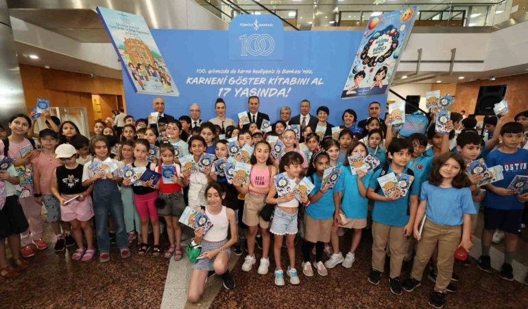 Türkiye İş Bankası “Karneni Göster Kitabını Al” kampanyası 17 yaşında