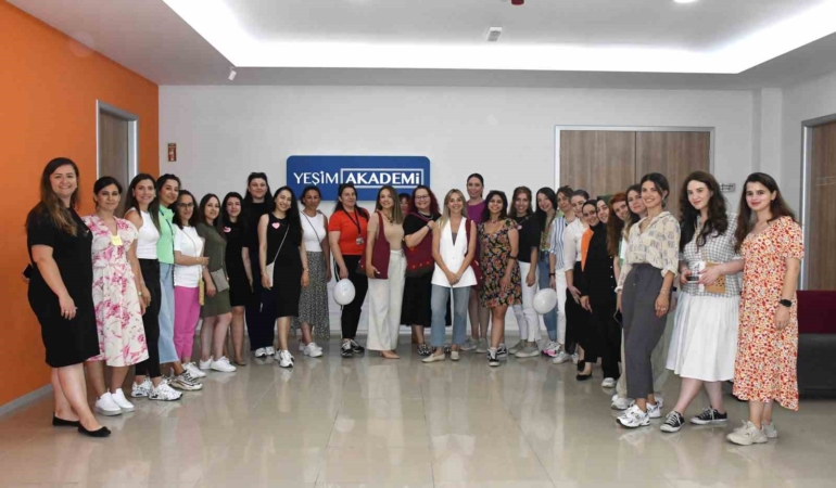 Yeşimliler sanat terapisiyle "Hayata Es Ver"di