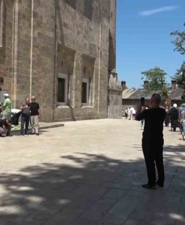 15 Temmuz Şehitleri için Ulucamii’de Kuran-ı Kerim okundu