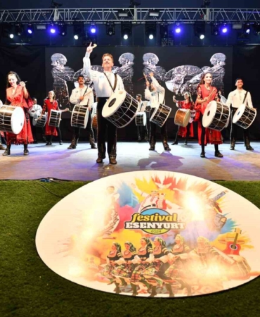 3. Uluslararası Esenyurt Halk Dansları, Müzik ve Sanat Festivali’nde Anadolu Ateşi sahne aldı