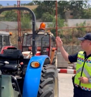 70 traktör araç muayenesinden geçti