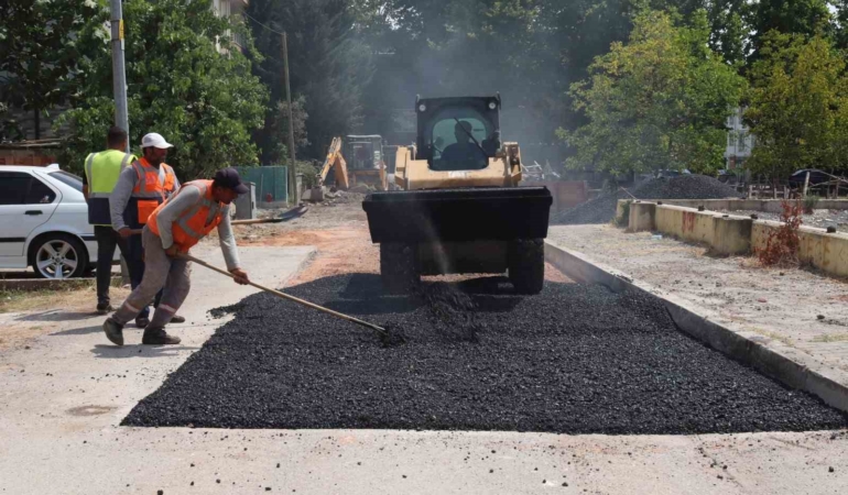 Alikahya Fatih Mahallesi modern yollara kavuşuyor