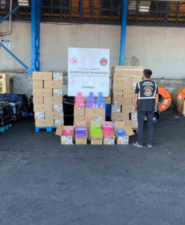 Ambarlı Limanı’nda 30 milyon liralık kaçak elektronik sigara operasyonu