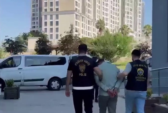 Ataşehir’de eşini ve çocuklarını bıçaklayan şahıs yakalandı