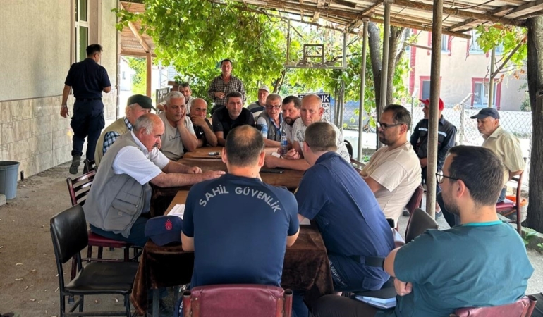 Balıkçılara bilgilendirme toplantısı