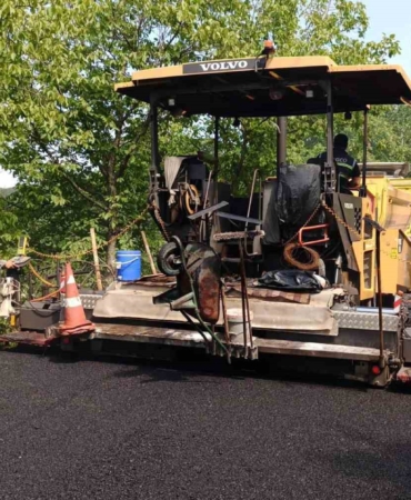 Başiskele Tepecik köy yolu asfaltlanıyor