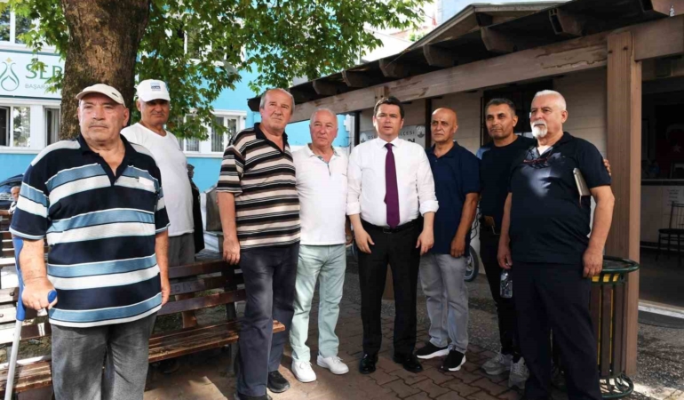 Başkan Aydın mahalle mahalle gezdi, hizmet sözü verdi