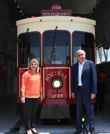 Başkan Bakkalcıoğlu İzmit Belediye Başkanı Hürriyet’e ekonomik ulaşım projesi BOZTRAM hakkında bilgi verdi