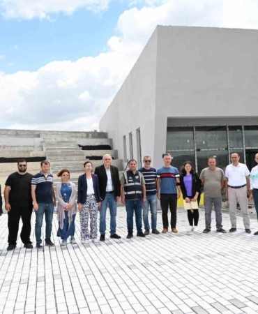 Başkan Bakkalcıoğlu teknik heyetlerle birlikte Kurtuluş Savaşı ve İnönü Zaferleri Anı Evi’nde incelemelerde bulundu