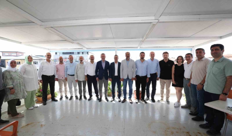 Başkan Büyükakın: "Birinci önceliğimiz kenti depreme hazırlamak"