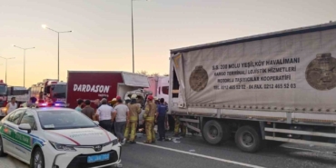 Beykoz Kuzey Marmara Otoyolu’nda 2 tır ile 1 kamyonet birbirine girdi: 3 yaralı