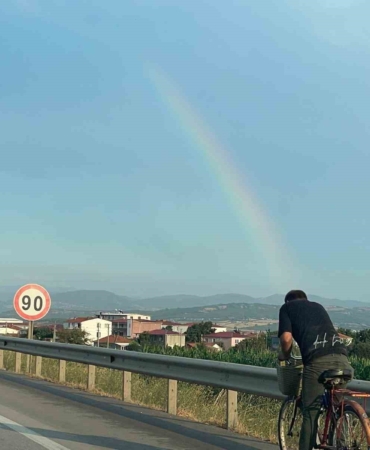 Biga’da gökkuşağı güzelliği
