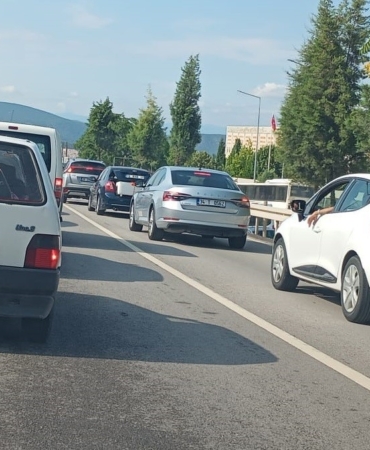 Bilecik karayolu artık trafik yoğunluğunu kaldırmıyor