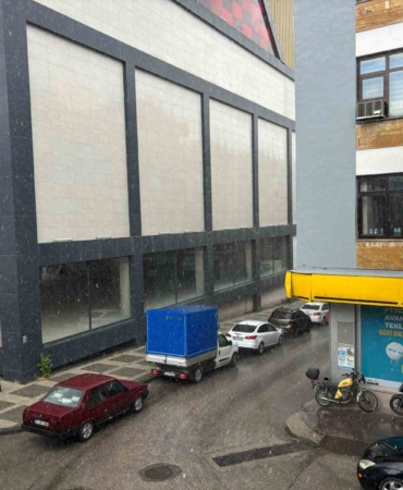 Bilecik’te kısa süreli sağanak yağış