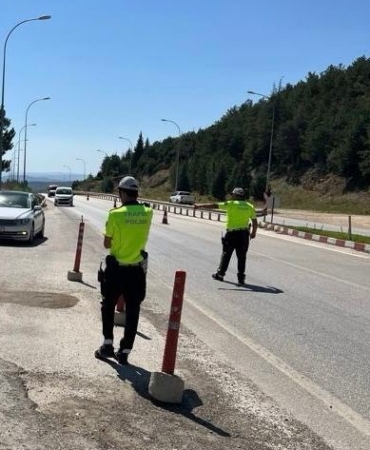 Bilecik’te trafik kurallarına uymayan 73 sürücüye 59 bin 559 TL ceza