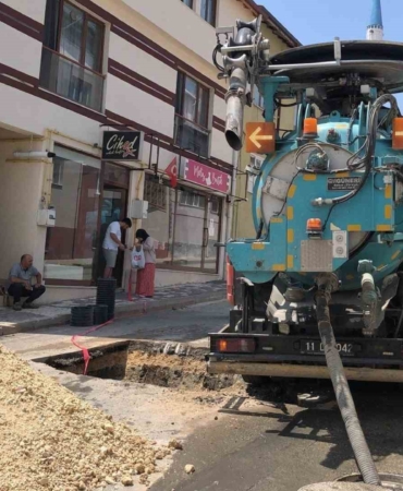 Bozüyük’te yağmur suyu hatları yenileniyor