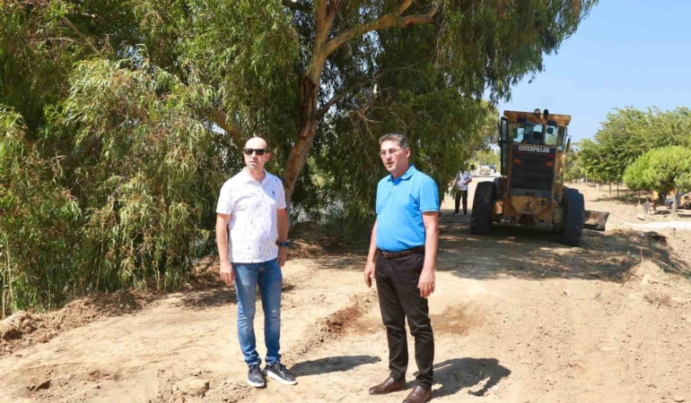 Burhaniye’de yürüyüş ve bisiklet yolu çalışmaları başladı