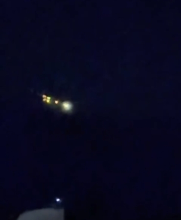 Bursa semalarında süzülen parlak cisim kamerada