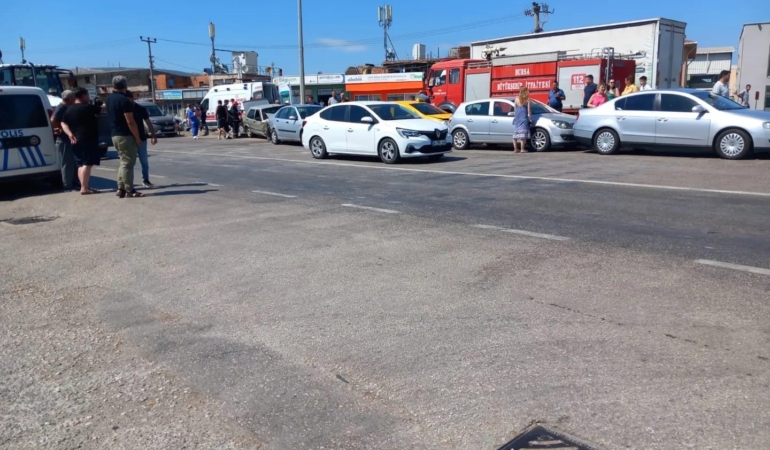 Bursa’da zincirleme kaza: 3 yaralı