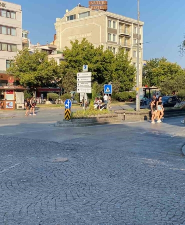 Çanakkale’deki deprem güvenlik kamerasına yansıdı