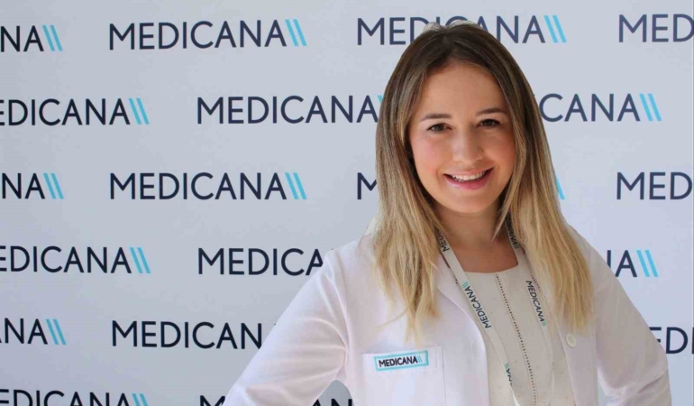 Cilt yaşlanmasını durdurmak için güneşten korunun