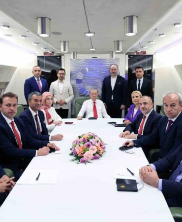 Cumhurbaşkanı Erdoğan: "A Milli Futbol Takımımız Hollanda gibi bir futbol ekolüne adeta kök söktürdü"