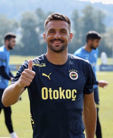Fenerbahçe, yeni sezon hazırlıklarını sürdürdü