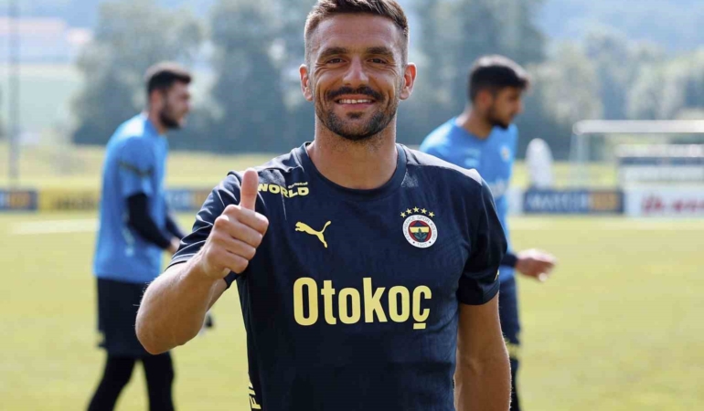 Fenerbahçe, yeni sezon hazırlıklarını sürdürdü