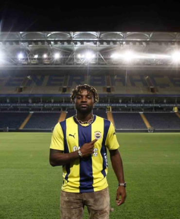 Fenerbahçe’nin 4. Fransız futbolcusu Allan Saint-Maximin
