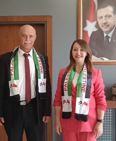 Filistin halkının yanında olmak için kardeş şehir oldular