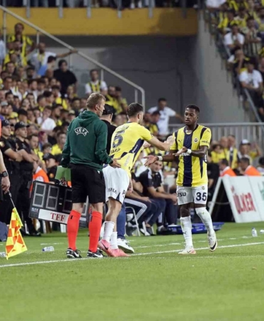 Fred maça devam edemedi