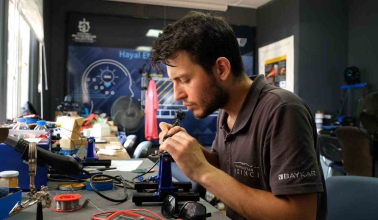 Geleceğin teknoloji yıldızları Kocaeli’de yetişiyor