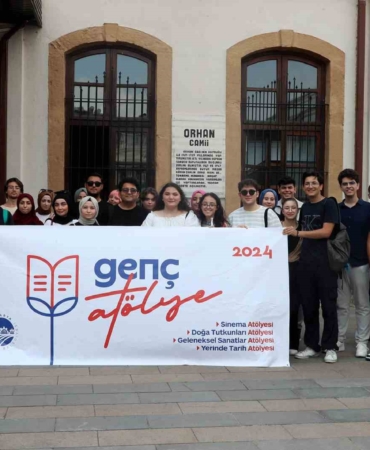 Gençler ‘Yerinde Tarih Atölyesi’ ile şehrin tarihi miraslarını yakından tanıyorlar