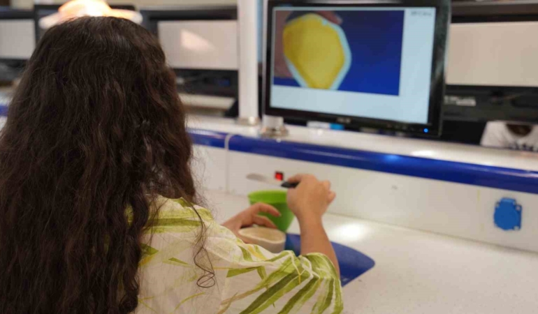 İGÜ Lise Yaz Akademisi düzenlendi