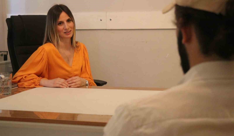 İlişki uzamanı açıkladı: "Aldatma olaylarında üçüncü kişi evliliği bitiren değil, devam ettiren kişi"