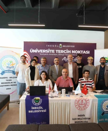 İnegöl protokolü üniversite adaylarına moral depoladı