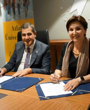 İstanbul Atlas Üniversitesi ve ABD Redlands Üniversitesi bilimsel iş birliği protokolü imzaladı