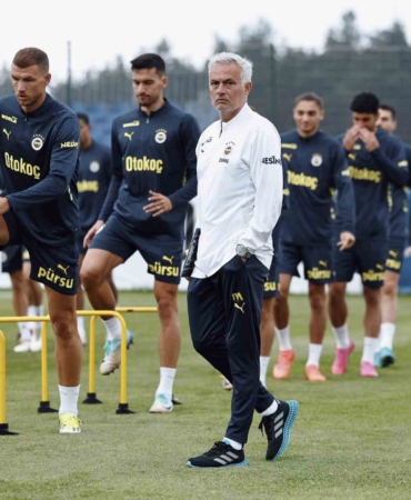 Jose Mourinho, sistemini Fenerbahçe’ye işliyor