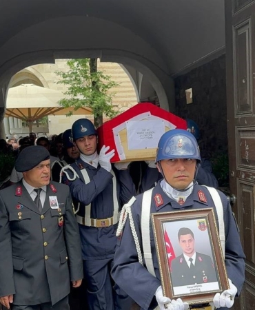 Kalp krizinden hayatını kaybeden uzman çavuş son yolculuğuna uğurlandı