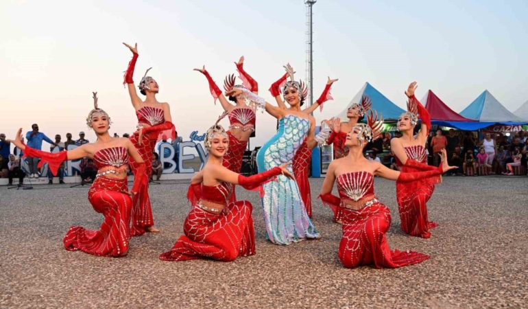 Karacabey Yeniköy Sahillerinde Renkli Günler