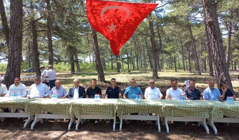 Karaçayır Köyü şenliği yoğun katılıma sahne oldu